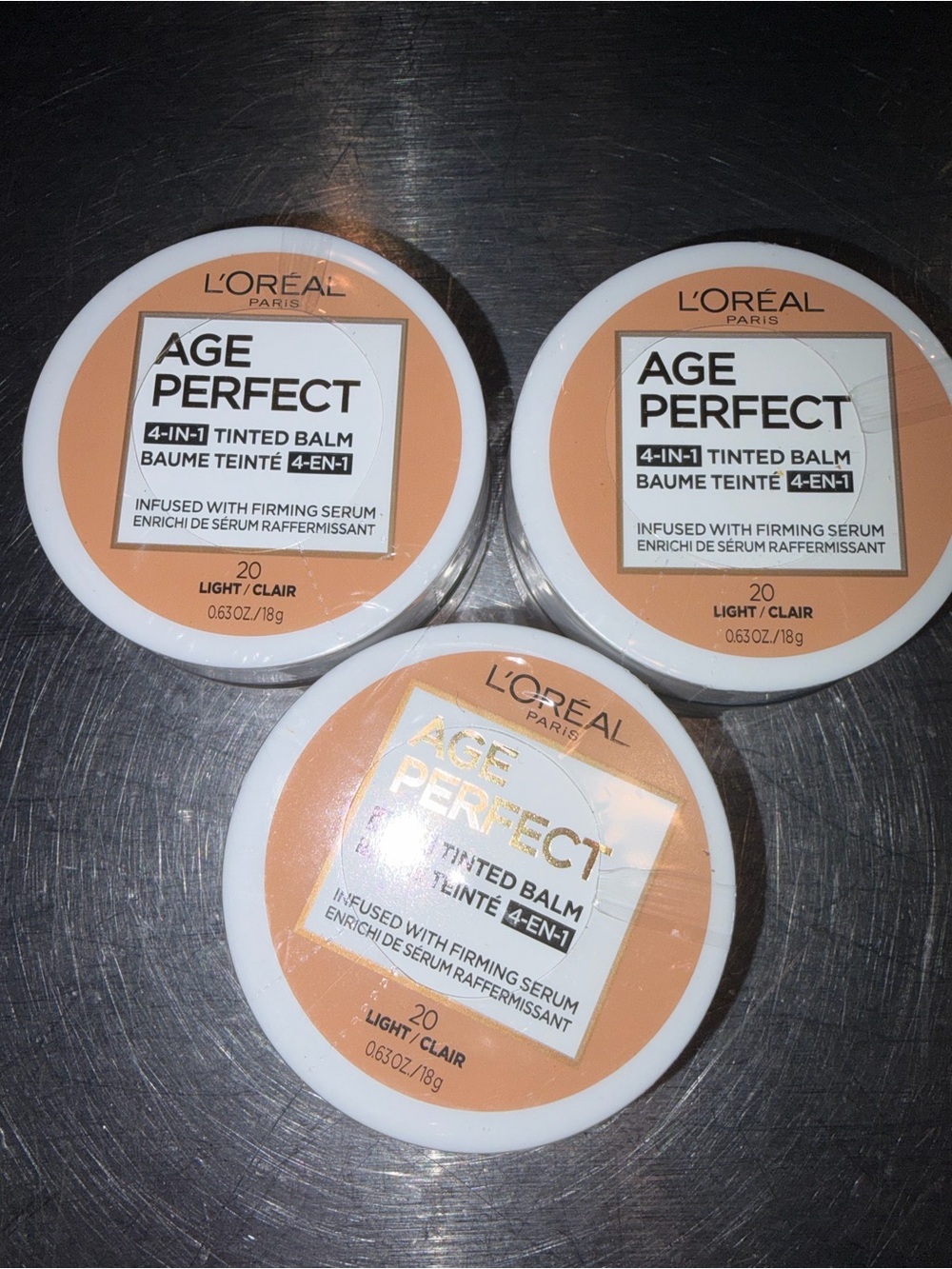 New with safety seal: L'Oréal Age Perfect 4-in-1 Tinted Balm - Light (20)